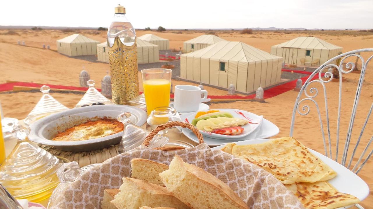 Готель Palmyra Luxury Camp Мерзуга Екстер'єр фото