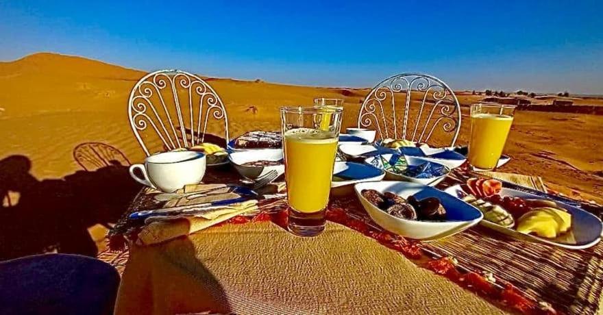 Готель Palmyra Luxury Camp Мерзуга Екстер'єр фото