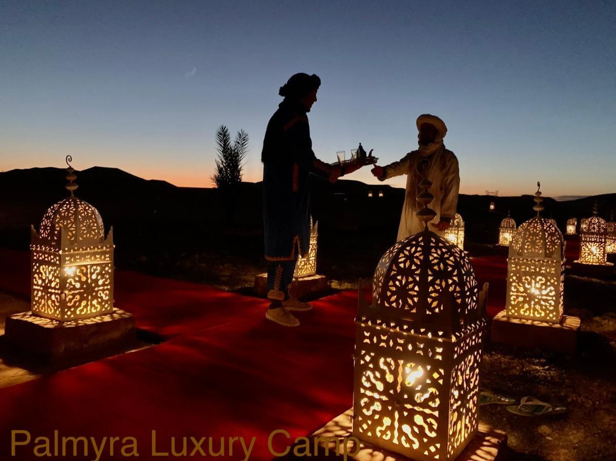 Готель Palmyra Luxury Camp Мерзуга Екстер'єр фото