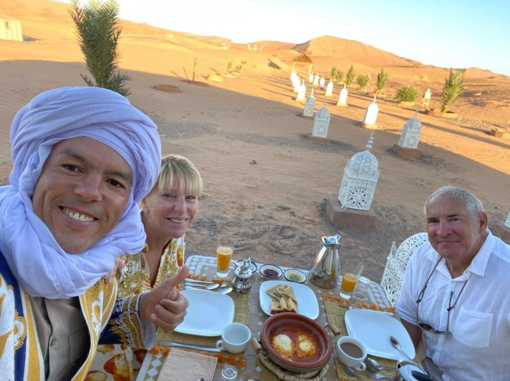 Готель Palmyra Luxury Camp Мерзуга Екстер'єр фото